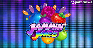 Jammin’ Jars: Slot Cluster Pay dengan Wild Bergerak